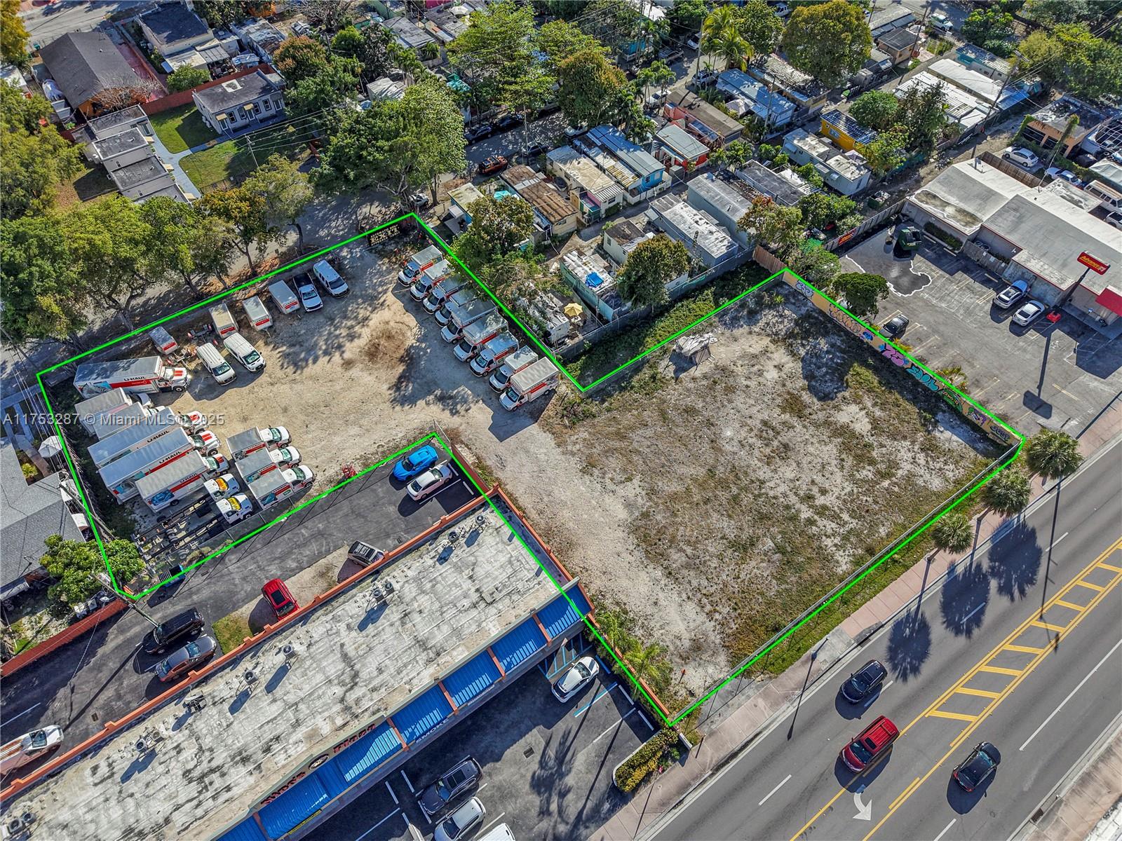 AMD PL OF TAMIAMI GROVES - Land