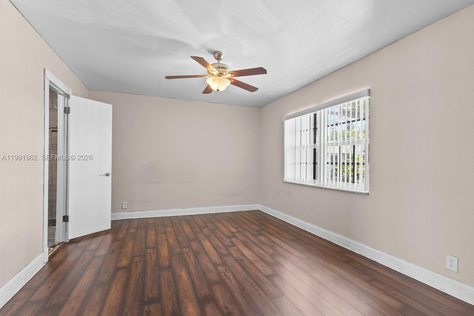 ARROWHEAD GOLF & TENNIS C - Residential Lease