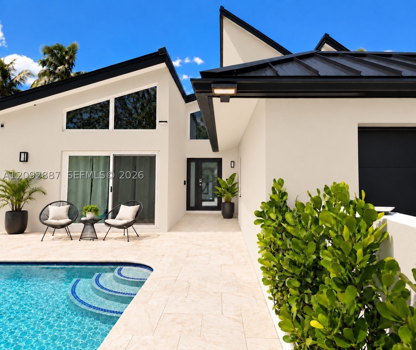 641 Mockingbird Ln, Plantation FL 33324