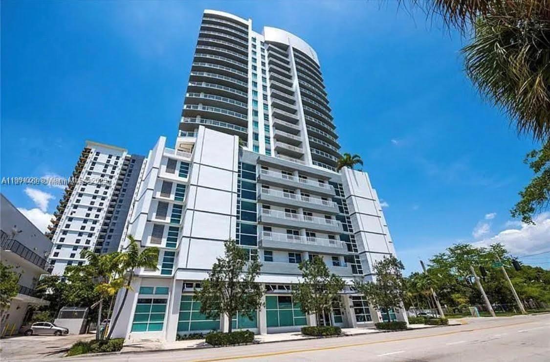STRADA 315 CONDO - Residential Lease