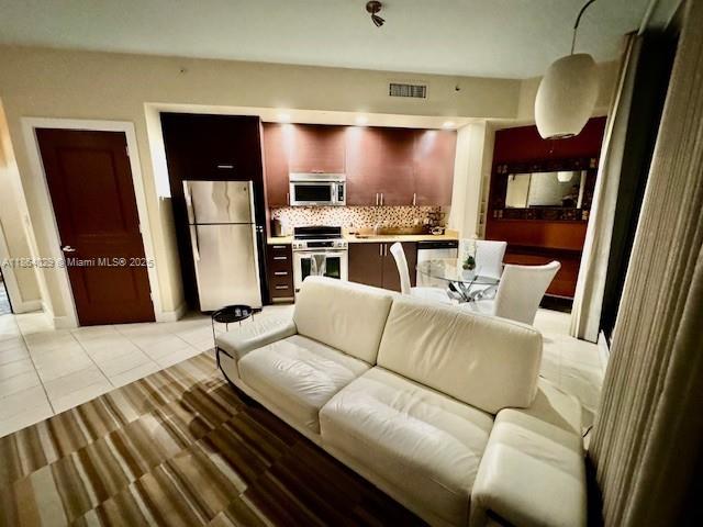 STRADA 315 CONDO - Residential Lease