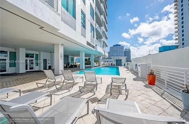 STRADA 315 CONDO - Residential Lease