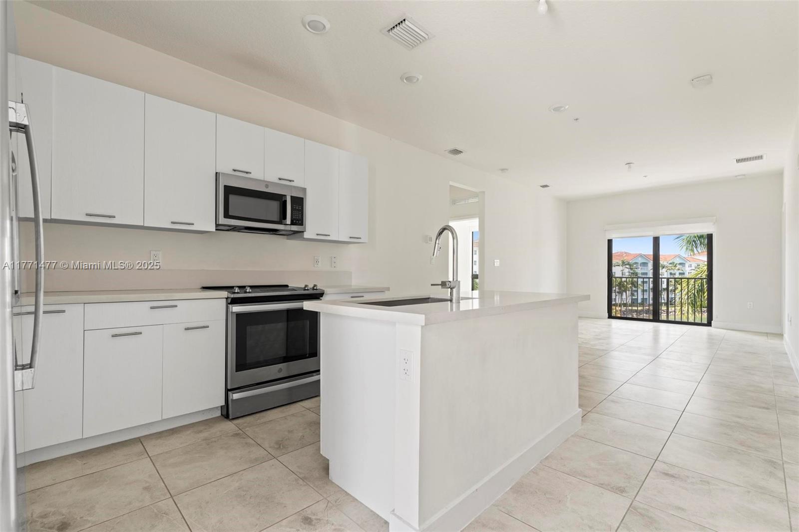 WHITE VIEW SUBDIVISION - Residential