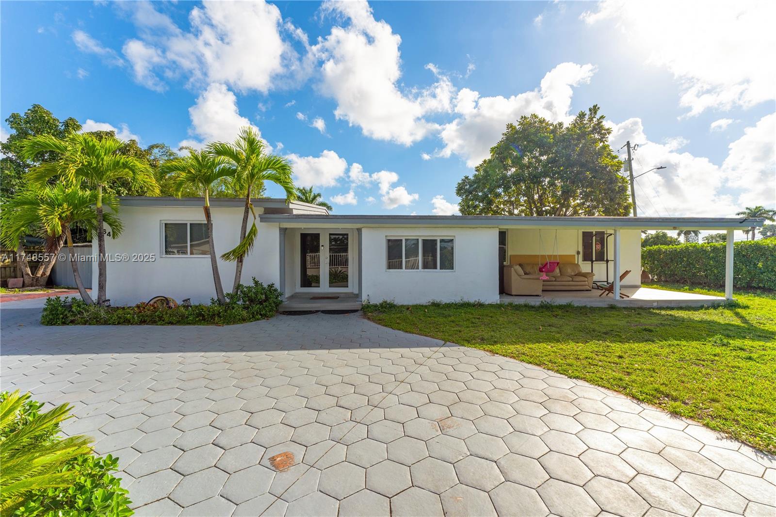 Property for Sale at 4641 Sw 112th Ave, Miami, Broward County, Florida - Bedrooms: 7 
Bathrooms: 4  - $790,000