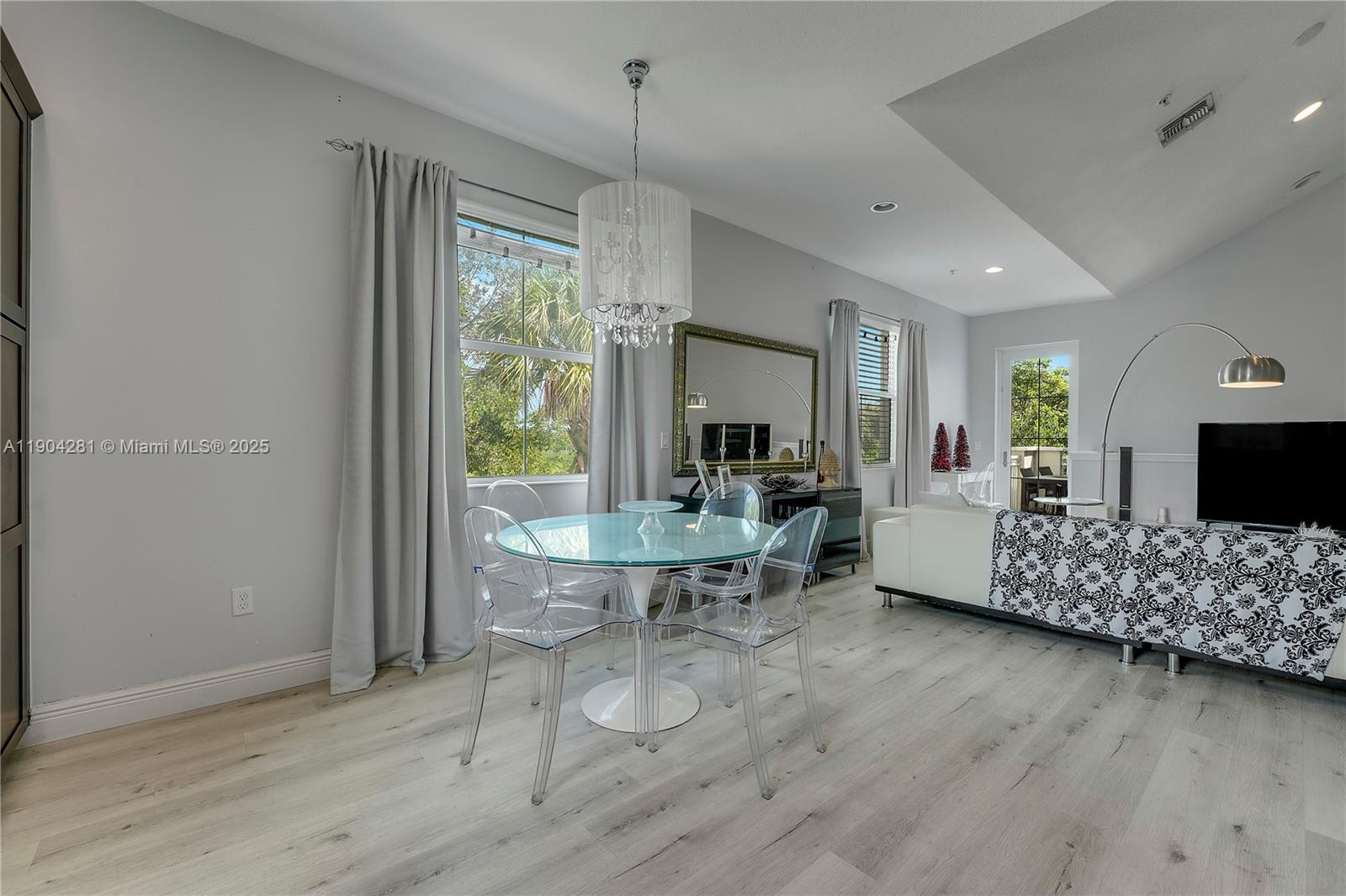 Artesia - Residential