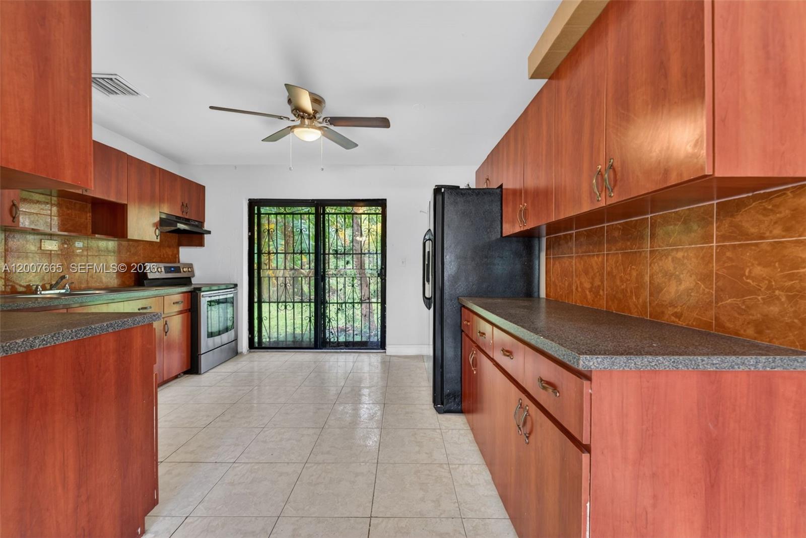 WEST SHORES - Residential Income