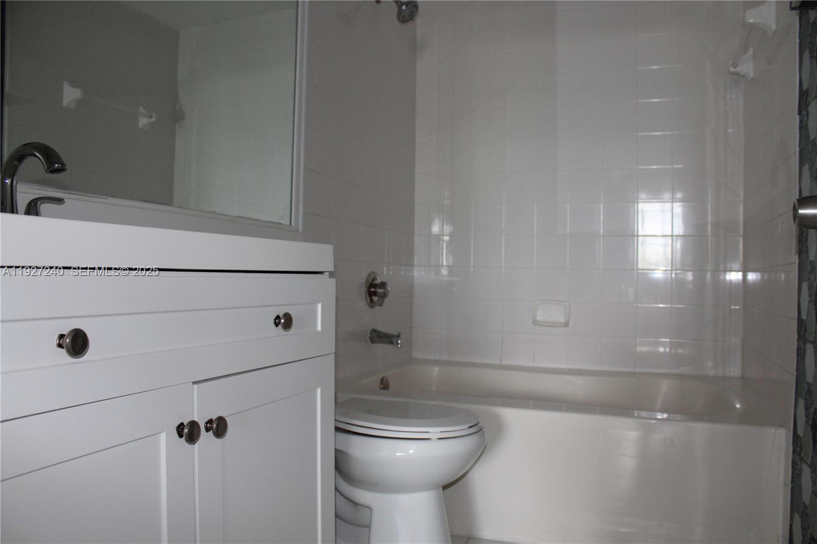 EL-AD RESIDENCES AT MIRAM - Residential Lease