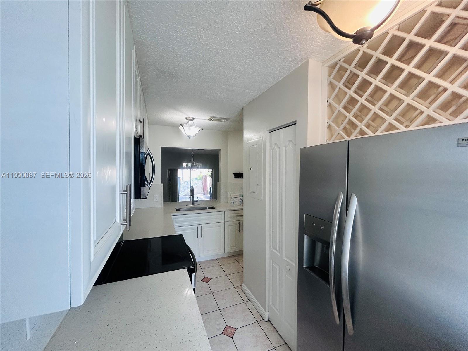 LES JARDINS CONDO - Residential Lease