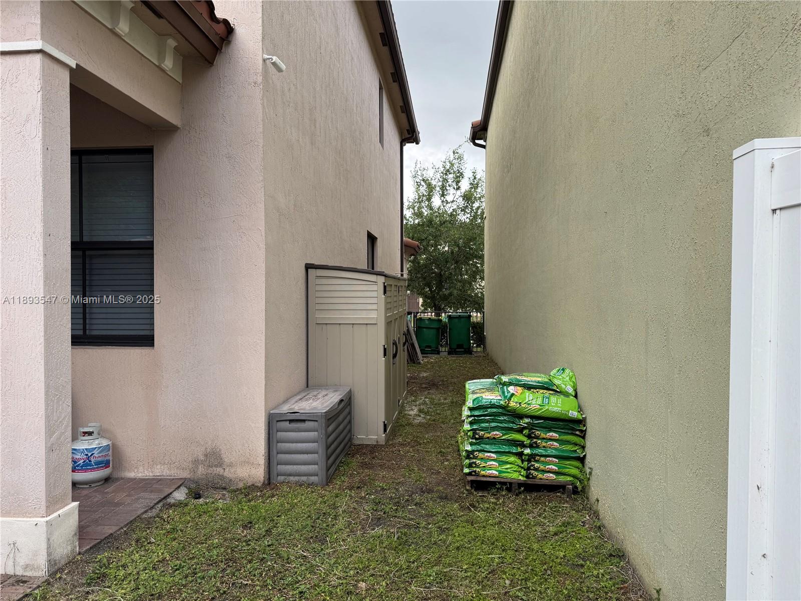 SABAL PALM BY PRESTIGE - Residential