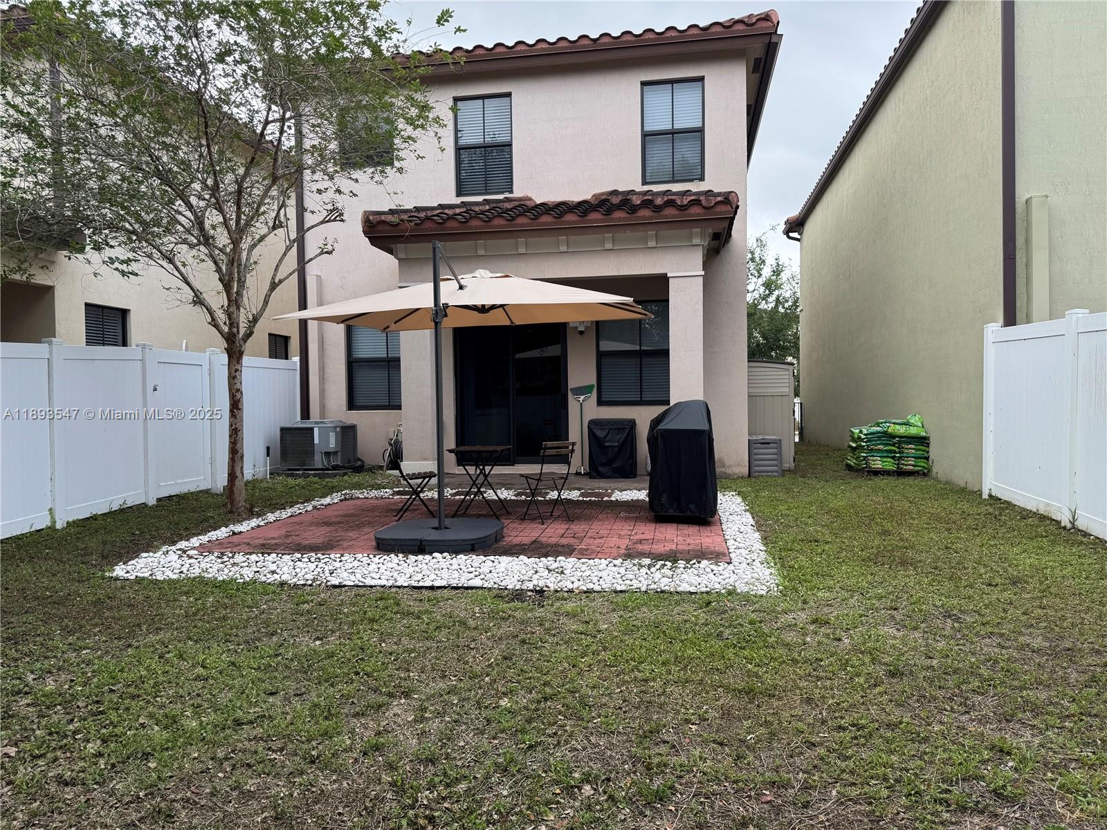 SABAL PALM BY PRESTIGE - Residential