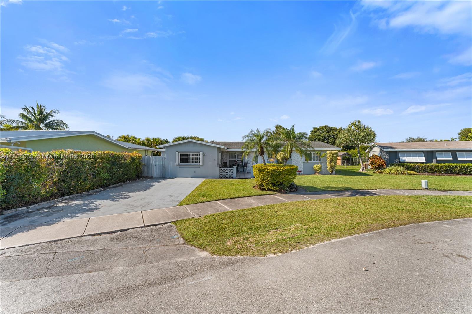 heart of Sunset! This home sits on a spacious lot with a private pool, brand-new roof, and new AC unit. Partially remodeled with plenty of room to make it your own. Located in one of Miami’s most desirable neighborhoods and priced to sell don’t miss this opportunity!