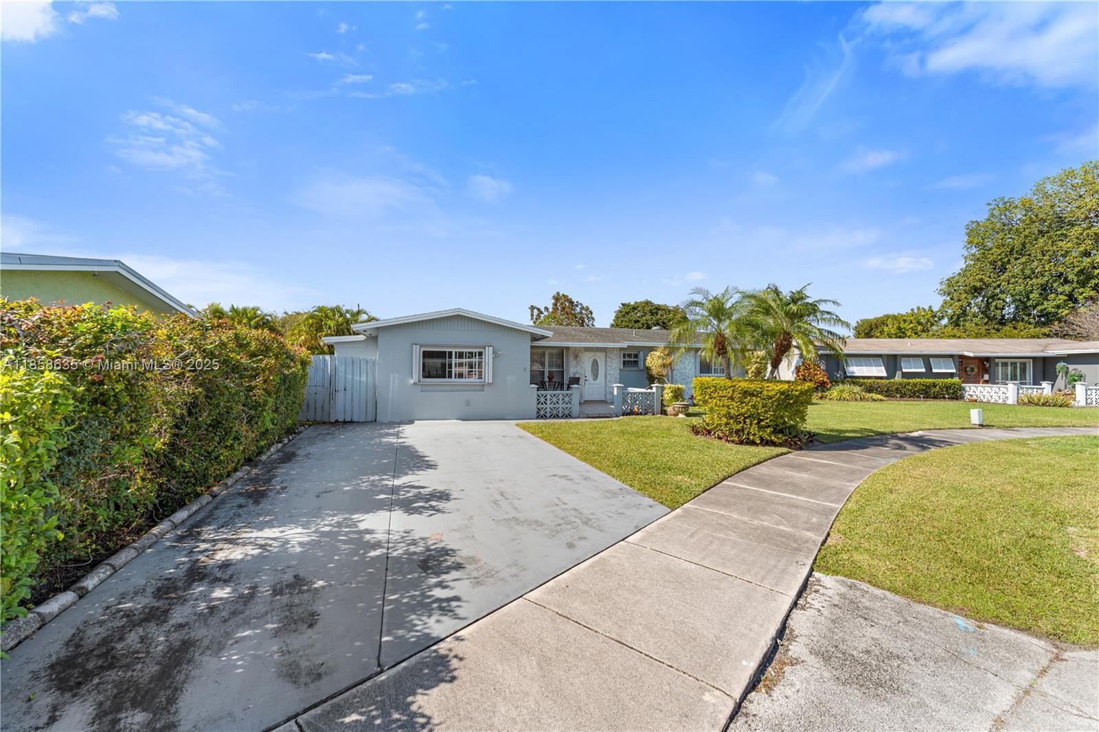 8100 SW 95th Ct