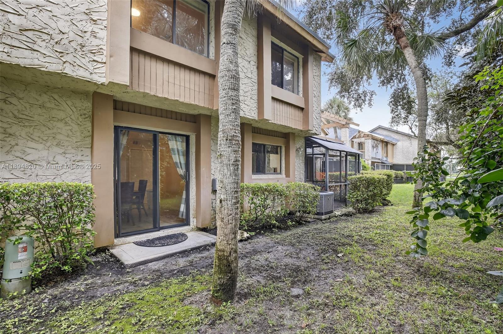 WIMBLEDON AT JACARANDA CO - Residential Lease