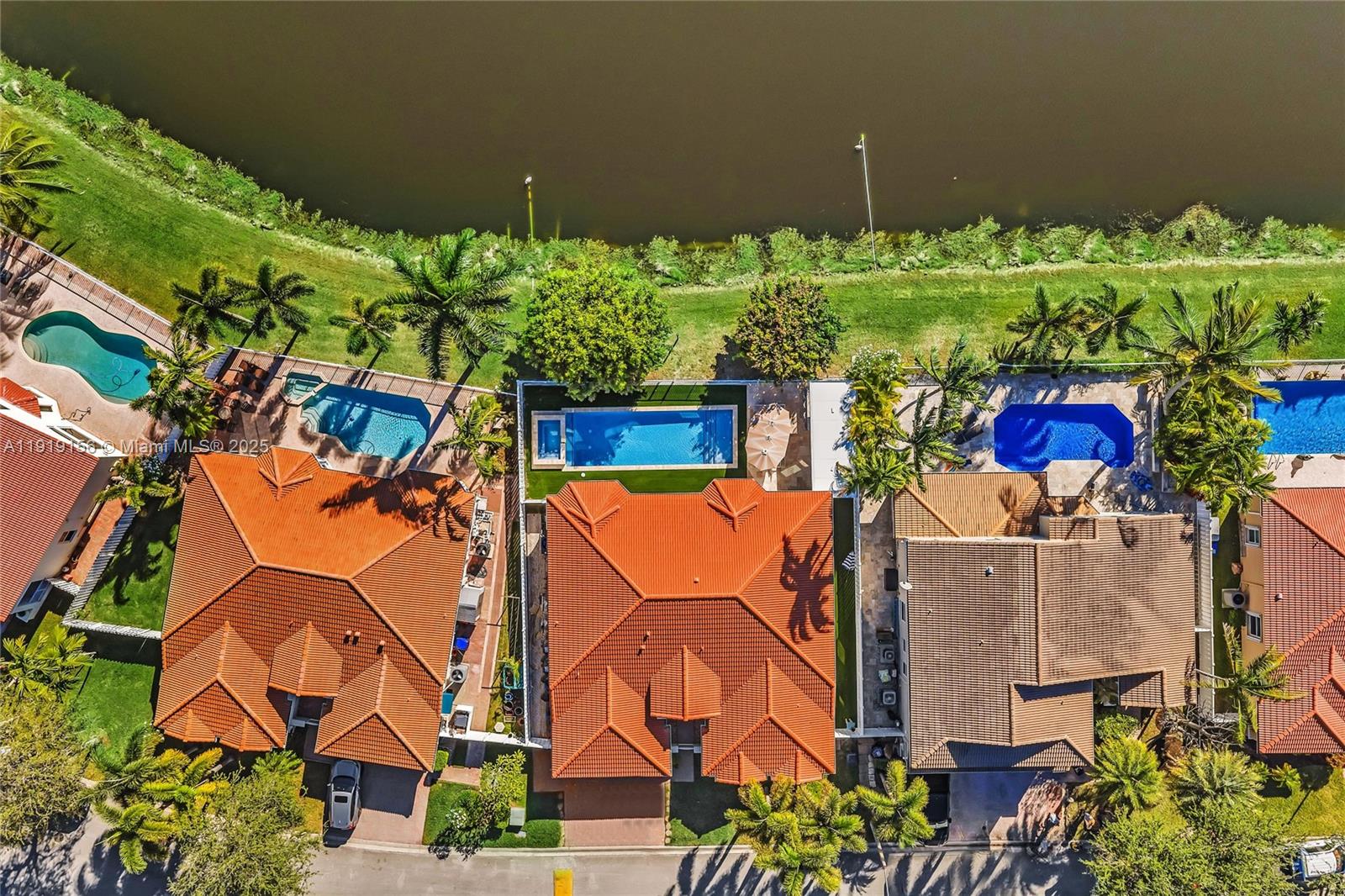 BANYAN OAKRIDGE PLAT - Residential