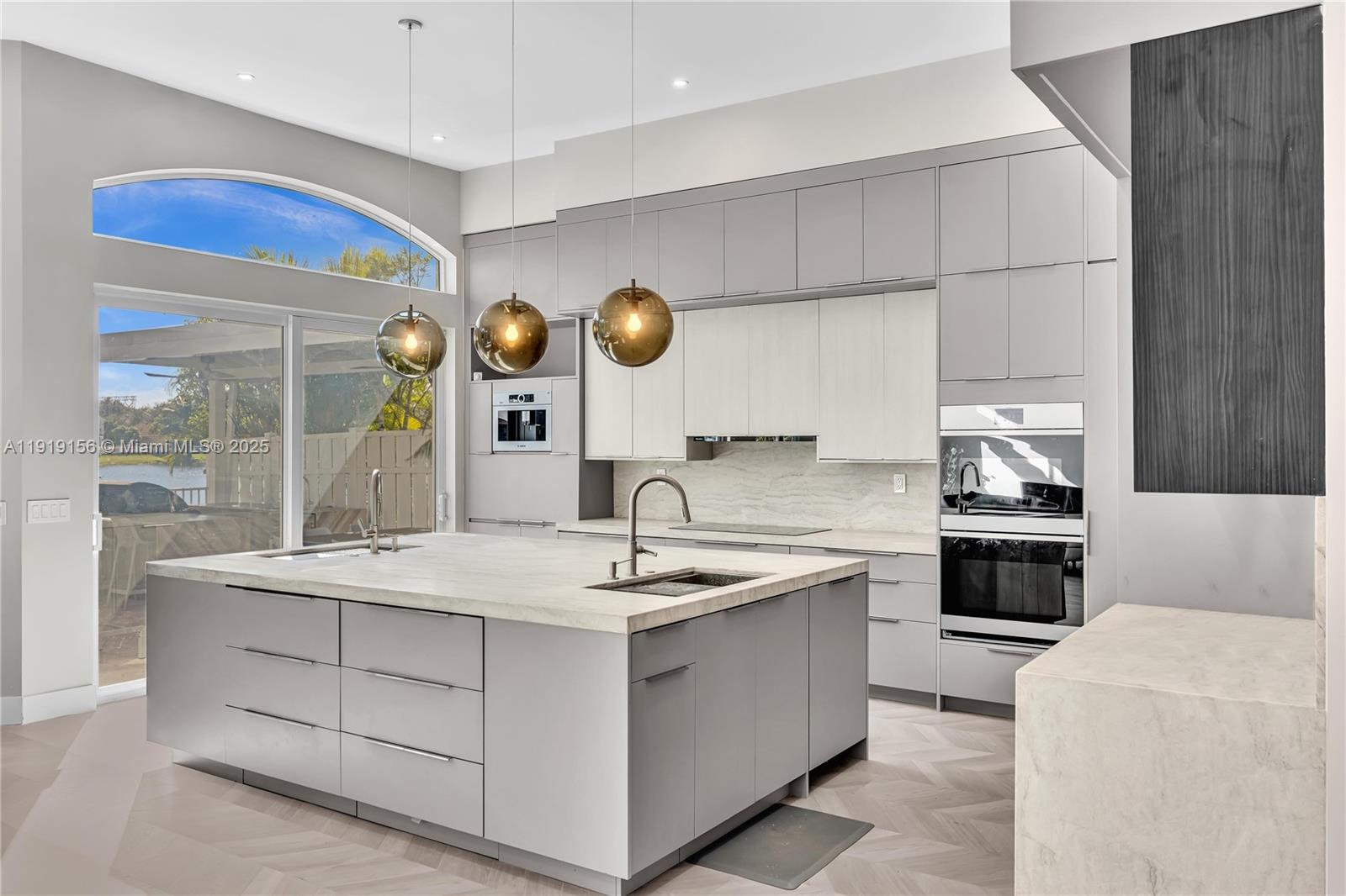 BANYAN OAKRIDGE PLAT - Residential