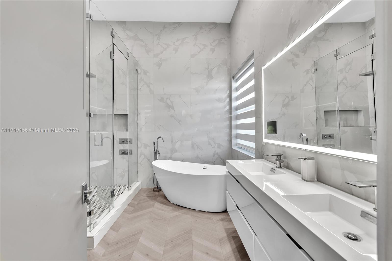 BANYAN OAKRIDGE PLAT - Residential