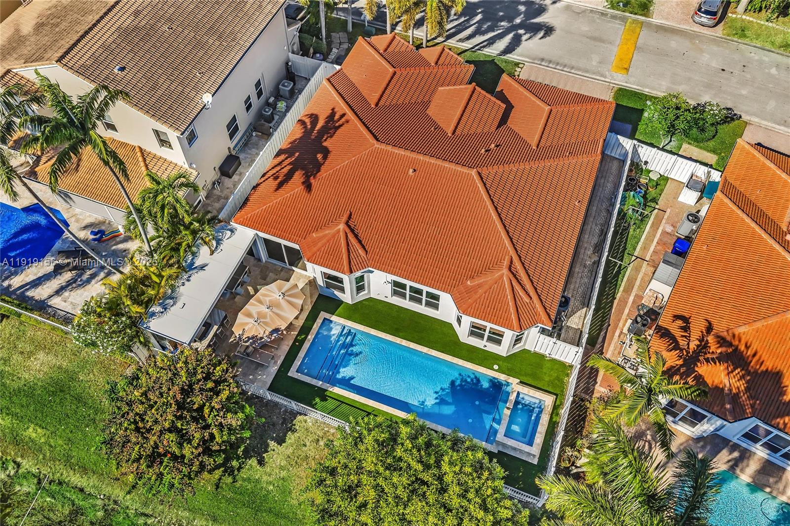 BANYAN OAKRIDGE PLAT - Residential