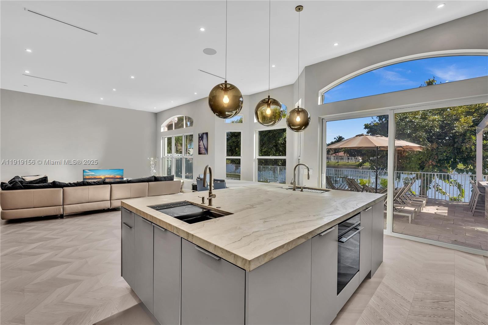 BANYAN OAKRIDGE PLAT - Residential