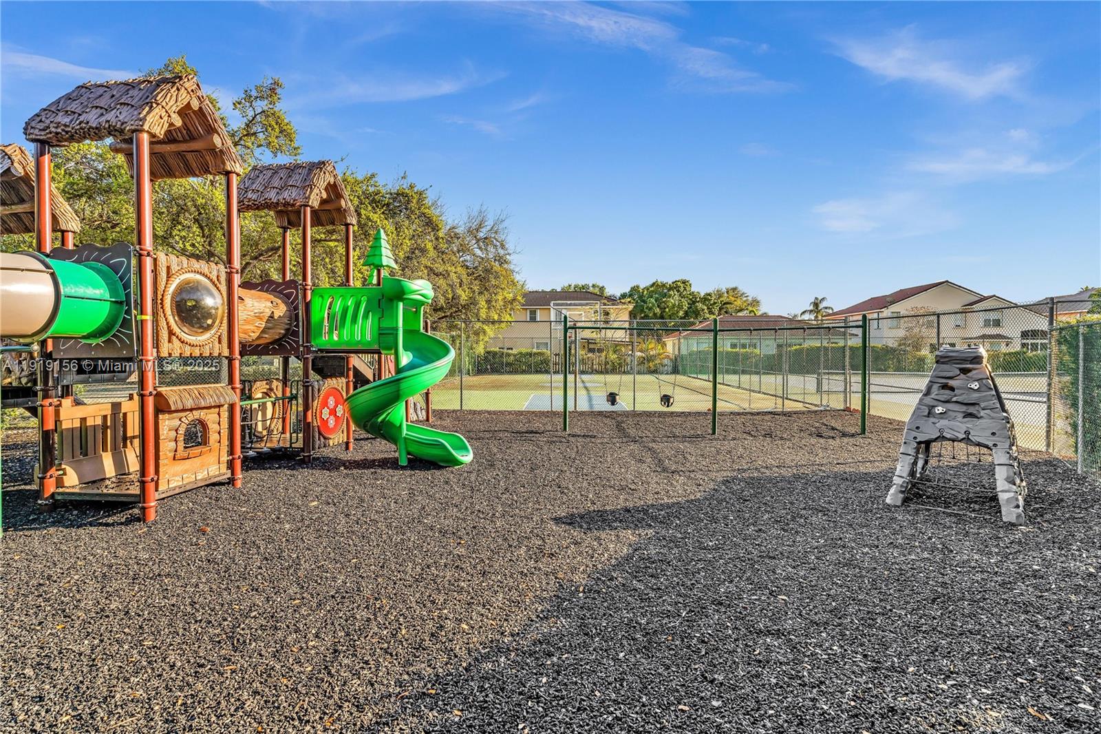 BANYAN OAKRIDGE PLAT - Residential