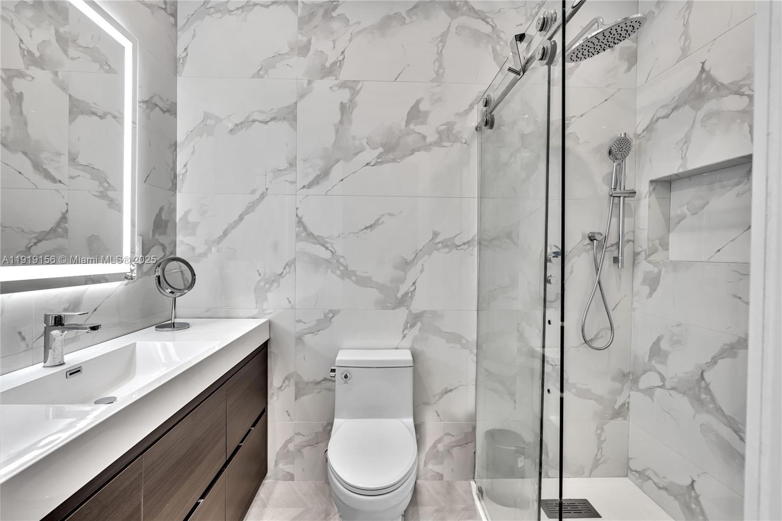 BANYAN OAKRIDGE PLAT - Residential