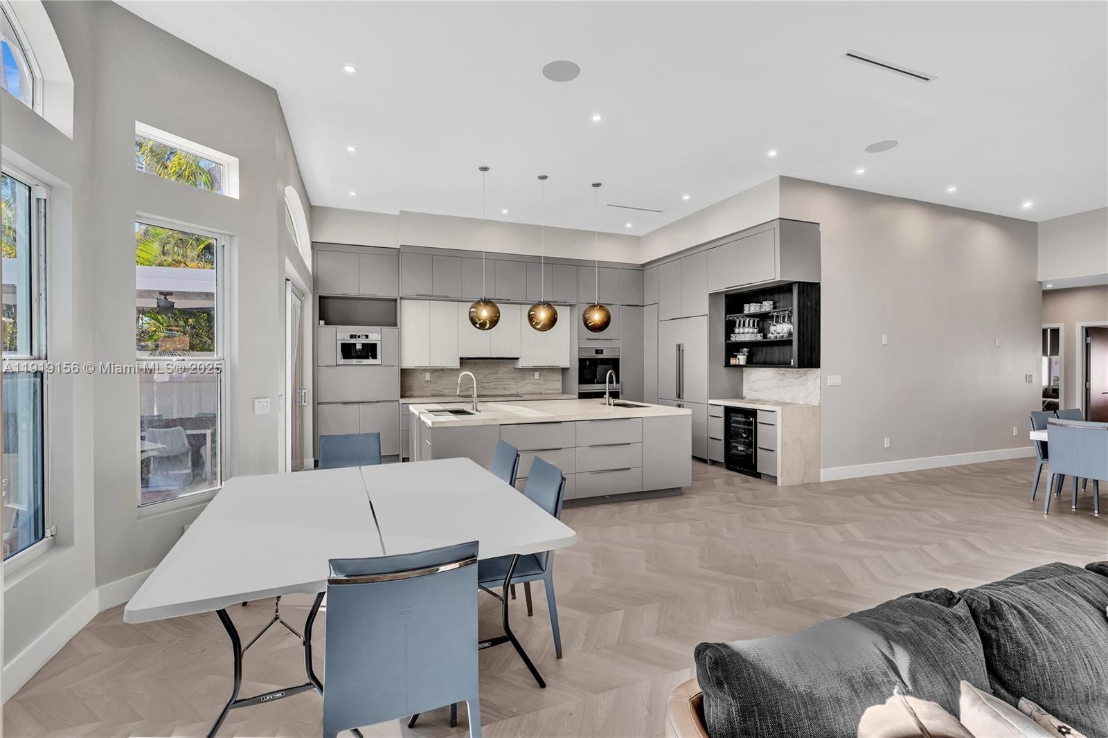 BANYAN OAKRIDGE PLAT - Residential