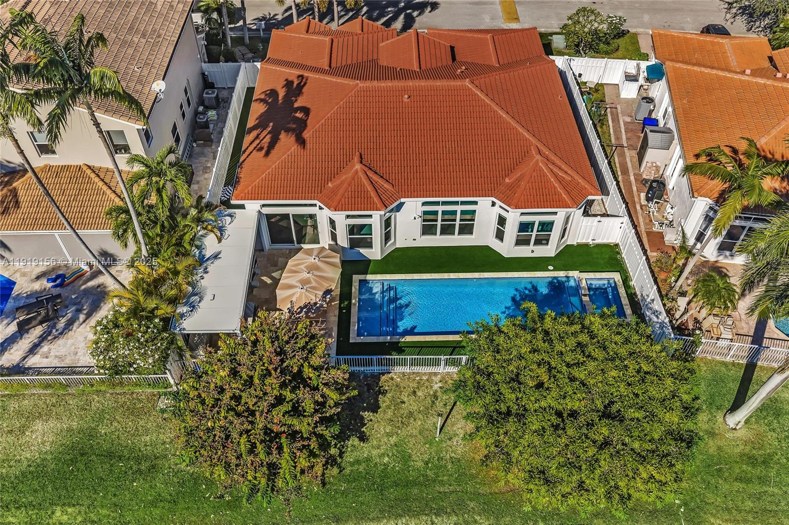 BANYAN OAKRIDGE PLAT - Residential