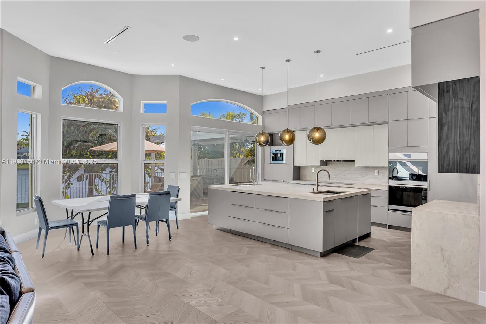 BANYAN OAKRIDGE PLAT - Residential