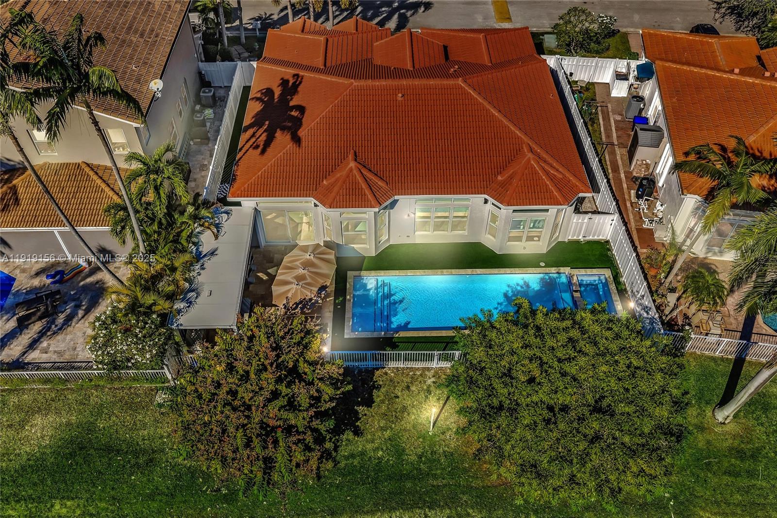 BANYAN OAKRIDGE PLAT - Residential