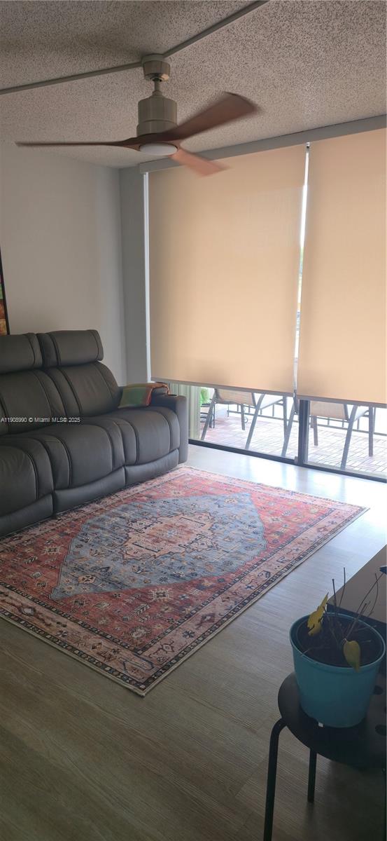 PEPPERMILL KENDALE LKS W - Residential