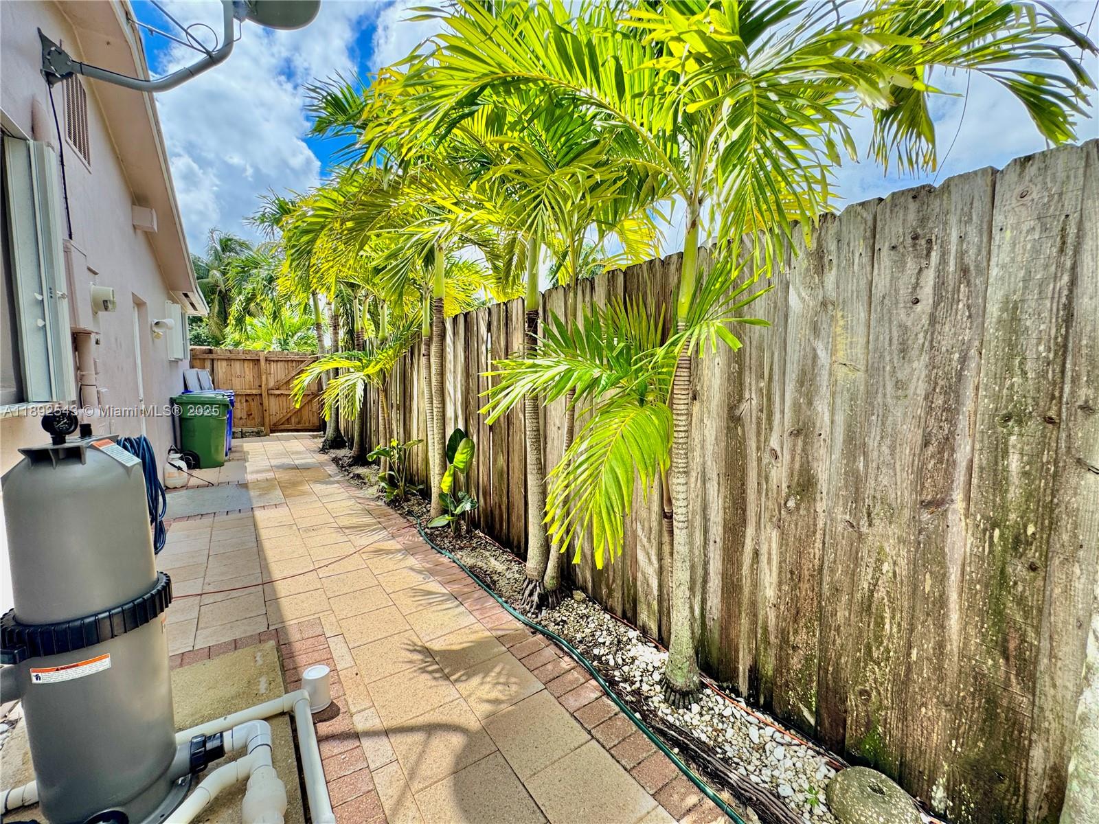ORIOLE-MARGATE SEC TWO - Residential