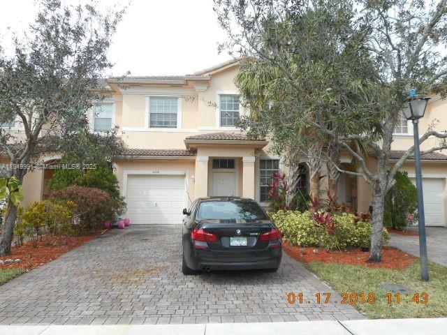 DESIRABLE TOWNHOUSE WITH 3 BEDROOMS, 2.5 BATHS AND GARAGE. NICE KITCHEN WITH GRANITE COUNTER TOPS AND UPGRADED CABINETS. TILE FLOORS DOWNSTAIRS, WOOD FLOORS UPSTAIRS, SPACIOUS MASTER BEDROOM, WASHER/DRYER IN UNIT ON FIRST FLOOR, CLOSE TO CLUBHOUSE, GATED COMMUNITY W/ TENNIS COURTS, FITNESS CENTER AND POOL, MINUTES AWAY FROM TOWNCENTER, EASY ACCESS TO MAJOR ROADS AND HIGHWAYS. HURRY WONT LAST!