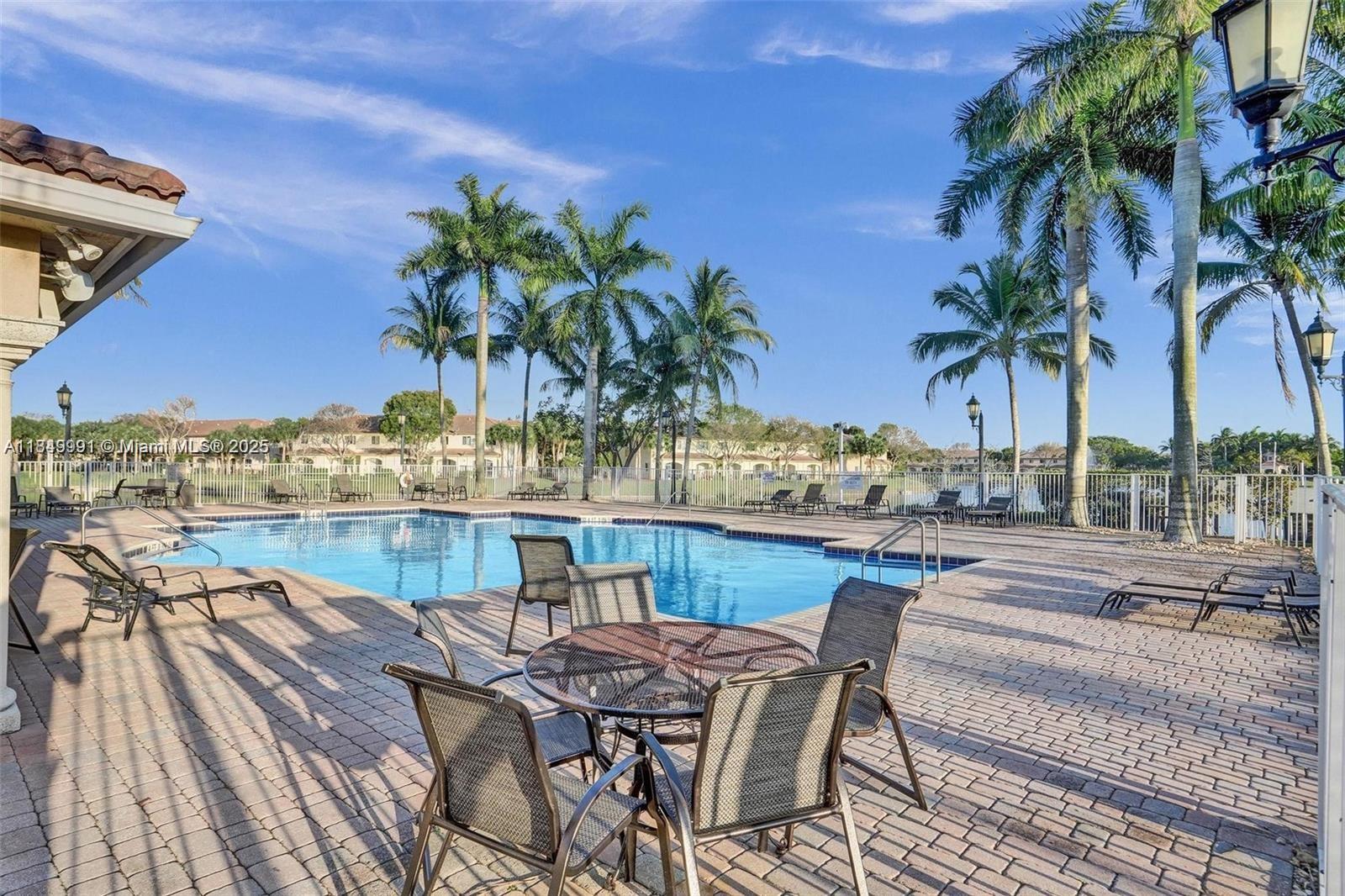 MURANO AT HAMPTON PK NO 4 - Residential