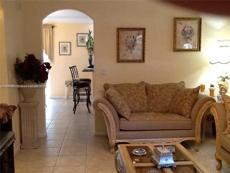 2674 SW 84th Ter 102