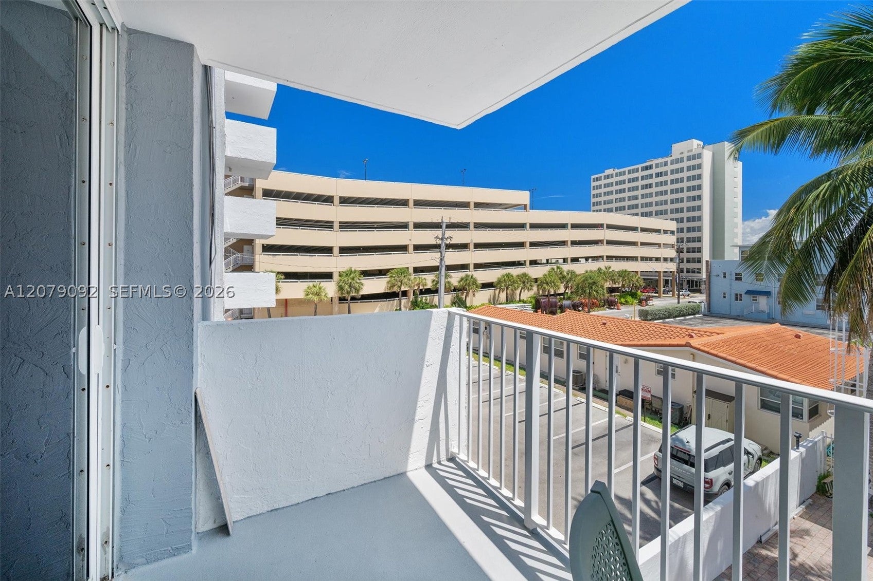 211 S Ocean Dr 302