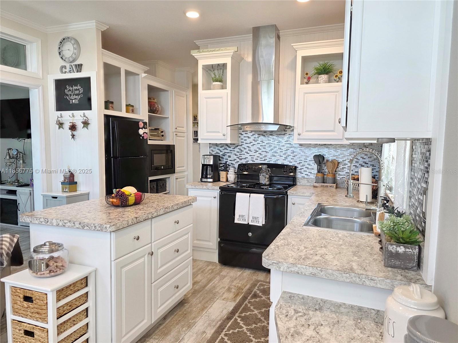 Ancient Oaks - Residential