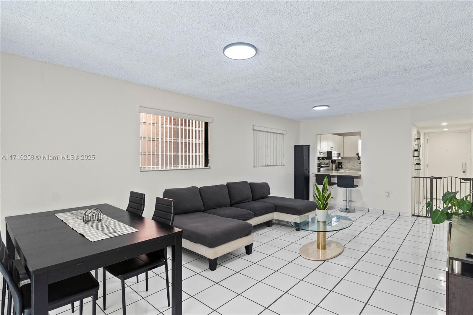 VILLA LUISA CONDO - Residential