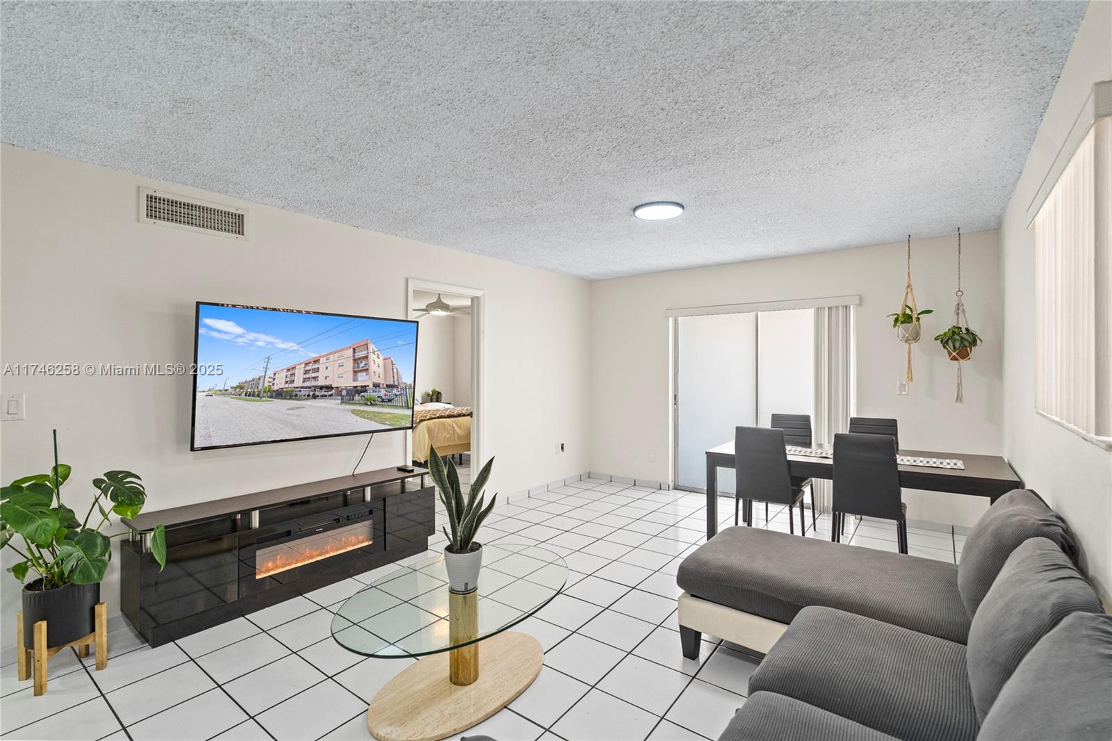 VILLA LUISA CONDO - Residential