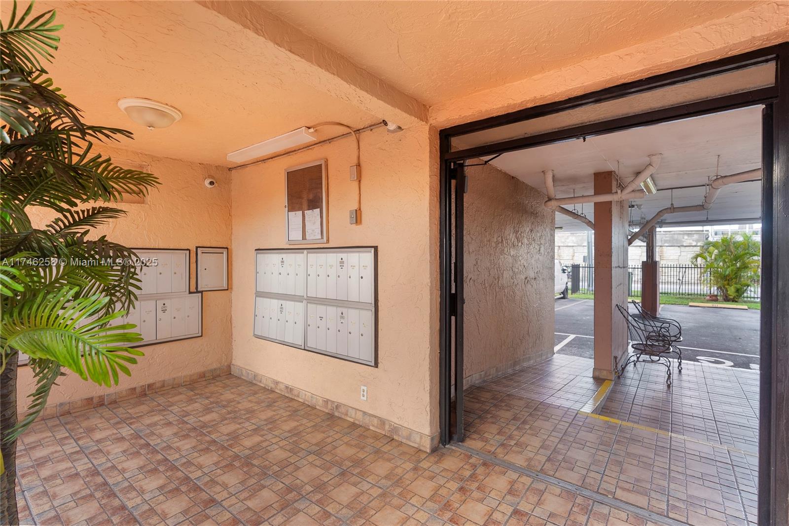VILLA LUISA CONDO - Residential