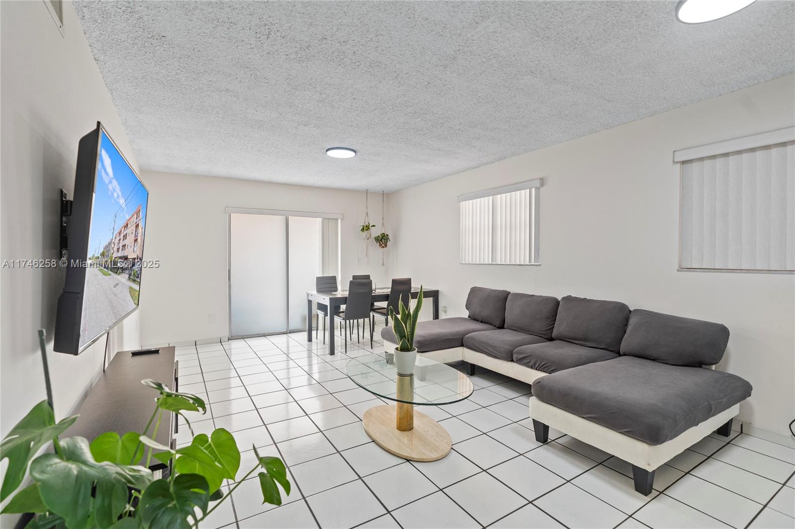 VILLA LUISA CONDO - Residential