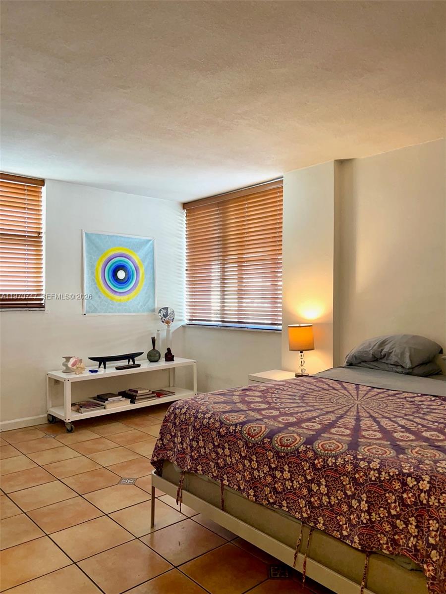 LINCOLN PALACE CONDO - Residential