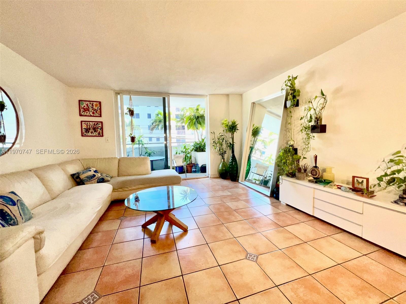 LINCOLN PALACE CONDO - Residential