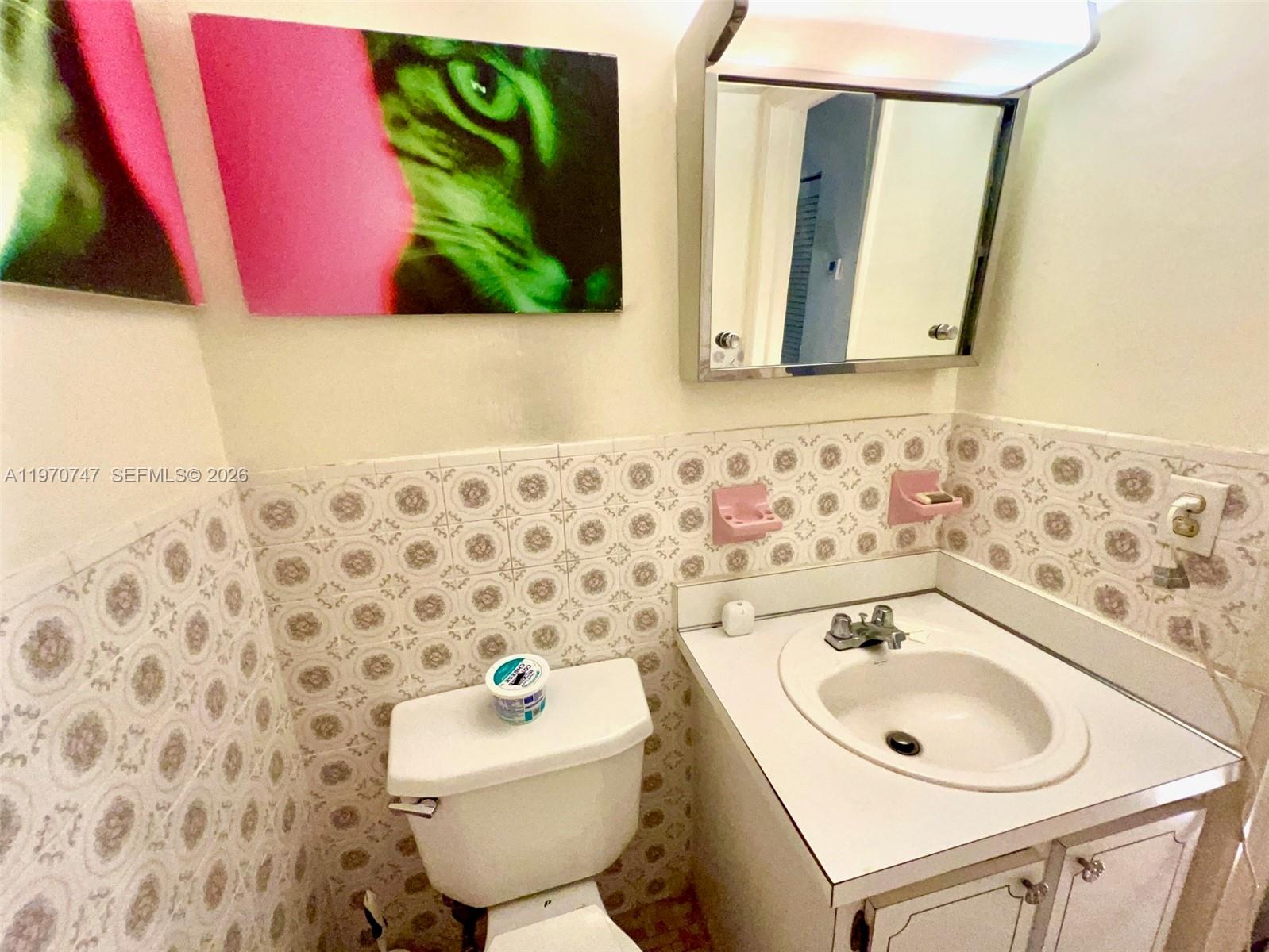 LINCOLN PALACE CONDO - Residential