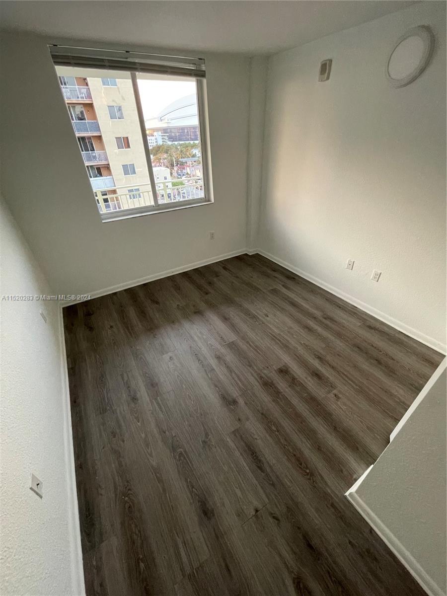 SAN LORENZO CONDO - Residential Lease
