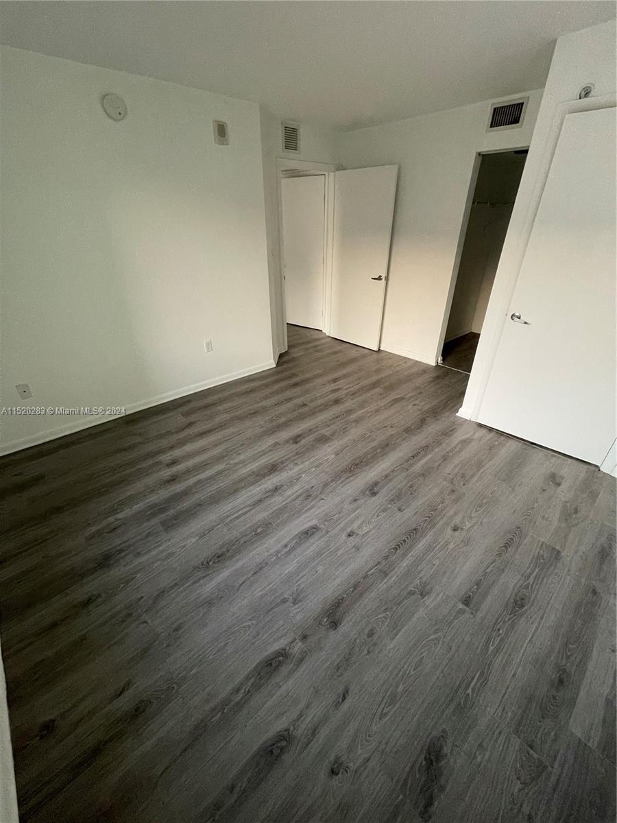 SAN LORENZO CONDO - Residential Lease