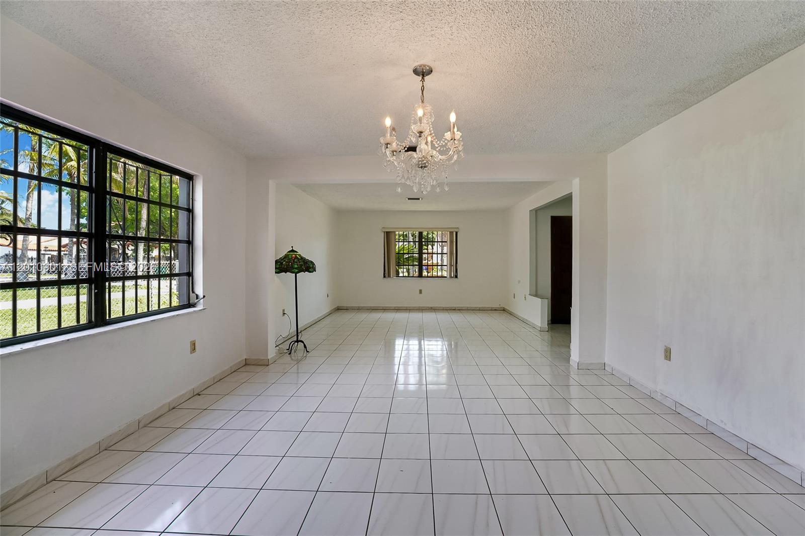 MARLBOROUGH - Residential