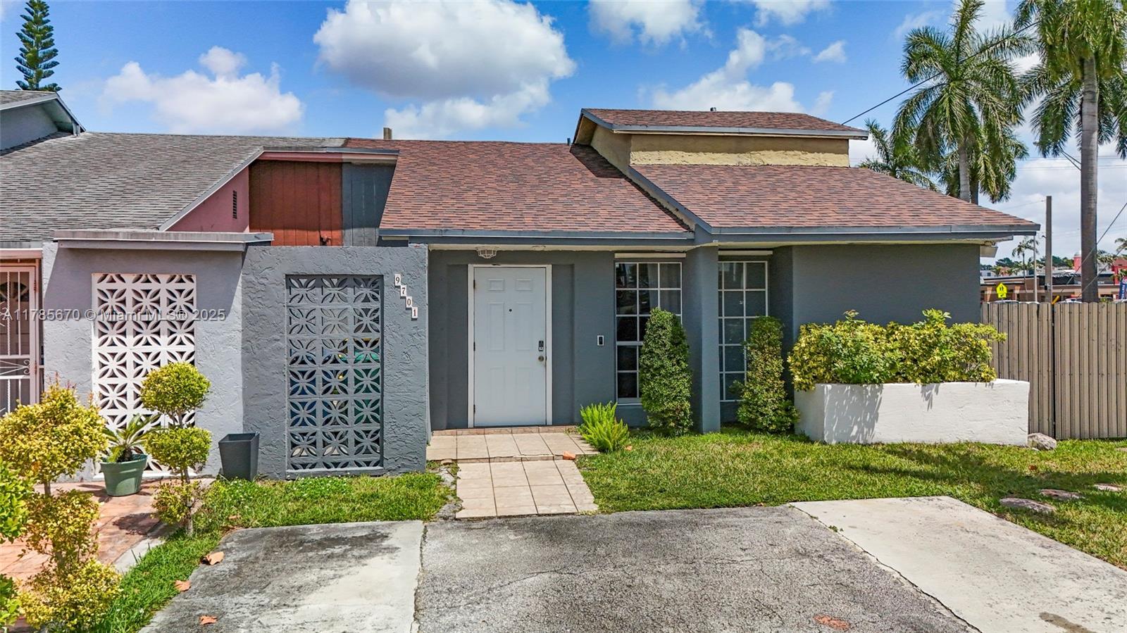 Photo 1 of 9701 Sw 1st St, Miami, Florida, $545,000, Web #: 11785670