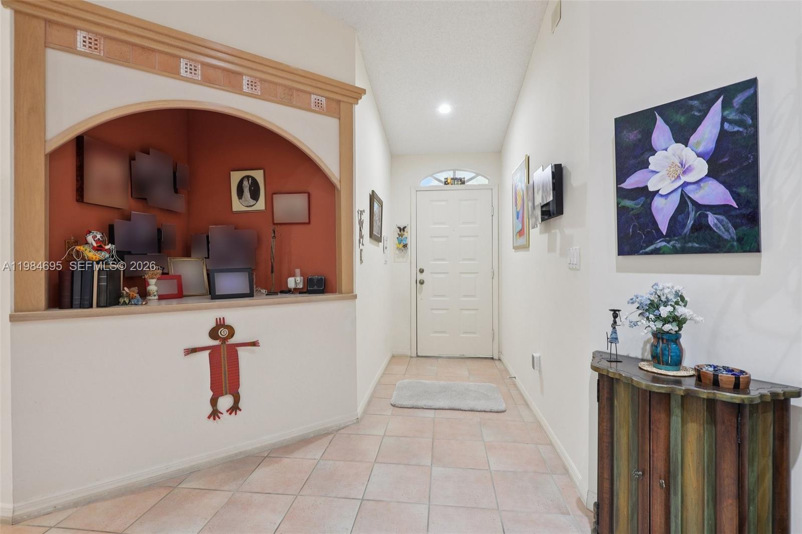 HOLLYWOOD LAKES COUNTRY C - Residential