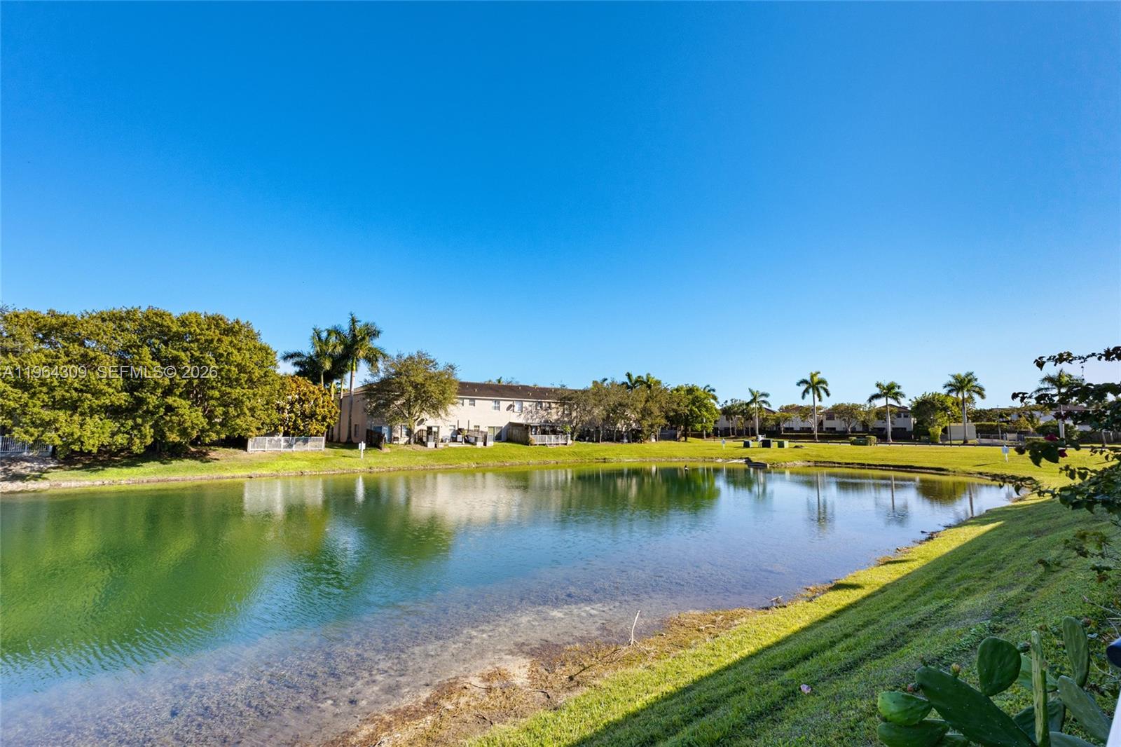 LAKES BY THE BAY EVE REPL - Residential