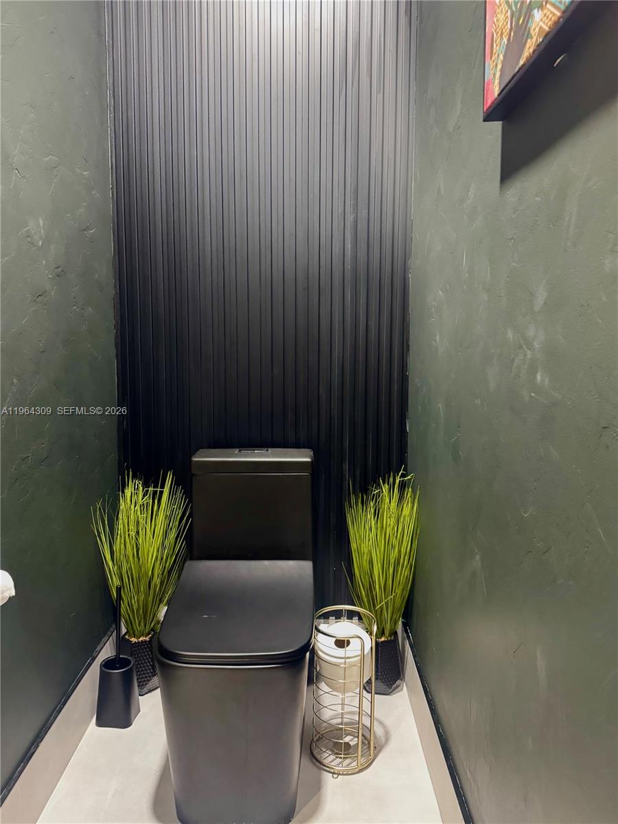 LAKES BY THE BAY EVE REPL - Residential