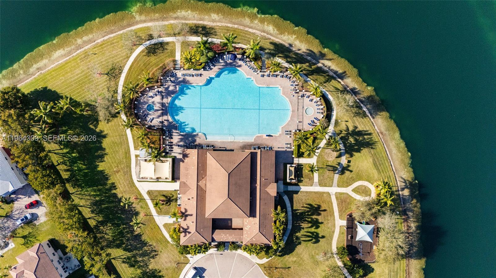 LAKES BY THE BAY EVE REPL - Residential